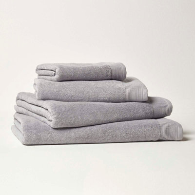 Homescapes Dove Grey 100% Combed Egyptian Cotton Set Of 2 Face Cloths 700 Gsm - image 1