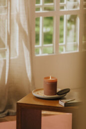 Cosmic Scented Candle 50H, Woddy And Amber Scent, Long Lasting, Essentials Collection - thumbnail 5