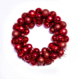 Christmas Tree World 33Cm Red Shatterproof Bauble Wreath - thumbnail 2
