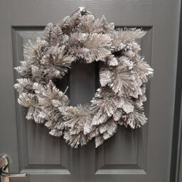 Samuel Alexander 50Cm Premier Christmas Snow Fir Door Wreath - thumbnail 4