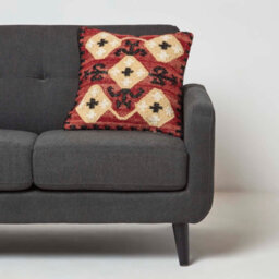 Homescapes Tirana Handwoven Traditional Red Kilim Cushion 45 X 45 Cm - thumbnail 2