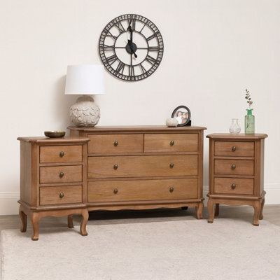 Melody Maison 4 Drawer Dark Wood Chest Of Drawers And Pair Of 3 Drawer Bedside Tables - Ashwell Range - image 1