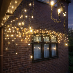 Lighting Legends 7.5M Festive Connect Icicle Outdoor Led Waterproof Warm White Lights - thumbnail 2