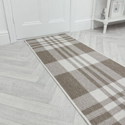Chequered Indoor/outdoor Hallway Runner Rug - Durable, Reversible & Hardwearing Carpet For Home Or Garden - thumbnail 1
