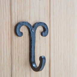 Hammer and Tongs Hammer & Tongs Wire Coat Hook - W70mm X H90mm - Black - thumbnail 6