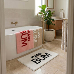Allure Bath Fashions Nice Bum Slogan Bath Mat Non Slip Fun Bathroom Rug (Beige/white) - thumbnail 5