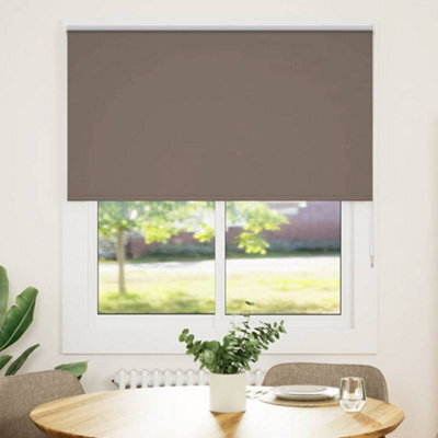 Berkfield Roller Blind Blackout Coffee 135X150 Cm Fabric Width 131.6 Cm Polyester - image 1
