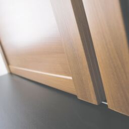 Spacepro Shaker Panel Shaker Mirrored Oak Effect 3 Door Sliding Wardrobe Door Kit (H)2220mm (W)2136mm - thumbnail 2