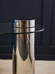 Orsina Clear Glass Side Table With Silver Base, Round Tempered Glass C Shape Accent Table, Steel Silver Finish - thumbnail 4