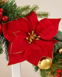 WeRChristmas 12Ft Pre Lit Natural Fir Christmas Garland Ideal For Mantels Staircases And Feature Walls - thumbnail 6