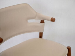 Angel Cerda Stool In Sand-Coloured Regenerated Leather - thumbnail 5