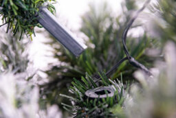 Shatchi 4Ft Prelit Green Lapland Fir Christmas Tree Multicolour Leds - thumbnail 8