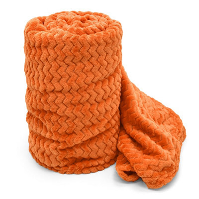 Velosso Cosy Touch Chevron Pattern Faux Mink Throw Blanket - Luxurious Feel, High-Quality Weave For Sofa, Bed - 150Cm X 200Cm - Orange