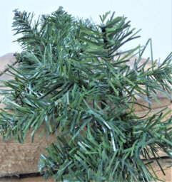 Everlands Plain Artificial Christmas Imperial Garland Light Indoor And Outdoor 270Cm X 20Cm - thumbnail 6