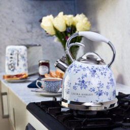 Laura Ashley 2.5L Stove Top Kettle,fast Boil Whistling Kettle For Gas Hob,induction Hob Silicon Coated Cool Handle Camping Kettle - thumbnail 6