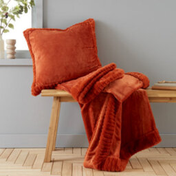 Catherine Lansfield Velvet And Faux Fur 55X55Cm Cushion Burnt Orange - thumbnail 4