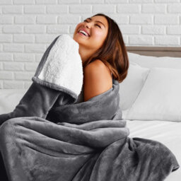 Ameha Grey Sherpa Blanket Soft Plush Skin-Friendly Fleece Throw Thick And Cozy For Sofa Bed And Travel King 200X240 Cm - thumbnail 2