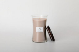 Aroma Naturals Candle 607G Vanilla Bean Shea Butter Wax 70H Burn Time - thumbnail 1