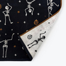 Allure Bath Fashions Luxury Pair Of Skeleton Halloween Hand Towels - 100% Cotton Spooky Tea Towels - thumbnail 3