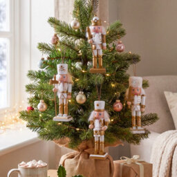 Living And Home 4Pcs Wooden Nutcracker Figurine Set Gold White Christmas Tree Hanging Ornament - thumbnail 2