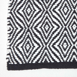 Homescapes Trance Black And White Diamond Pattern Recycled Fibre Rug, 120 X 170 Cm - thumbnail 3