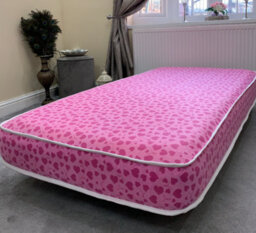 "Wilson Beds - 4"" (10Cm) Deep 2Ft6 Small Single Hot Pink Hearts Firm All Reflex Foam Kids Thin Mattress" - thumbnail 2