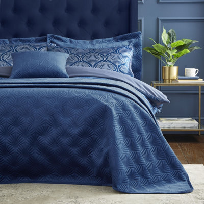 Catherine Lansfield Art Deco Pearl Quilted 220X230Cm Quilted Bedspread Navy Blue - image 1