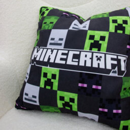 Character World Minecraft Square Cushion Creeper Pillow Green Design For Bedroom Sofa 40 X 40Cm - thumbnail 4