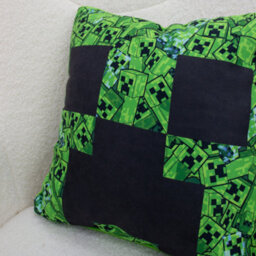 Character World Minecraft Square Cushion Creeper Pillow Green Design For Bedroom Sofa 40 X 40Cm - thumbnail 5