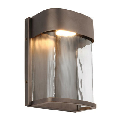 Stylish Outdoor Ip44 Wall Light In Antique Bronze With Integrated Led Bulb