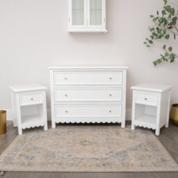 Melody Maison Large Scalloped 3 Drawer Chest Of Drawers & Pair Of Bedside Tables - Staunton White Range - thumbnail 6