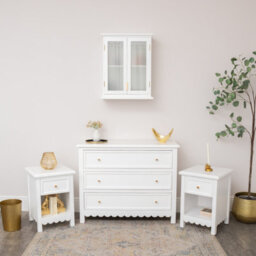 Melody Maison Large Scalloped 3 Drawer Chest Of Drawers & Pair Of Bedside Tables - Staunton White Range - thumbnail 7