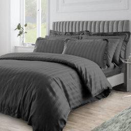 Velosso Black Hilton Stripe Duvet Cover And Pillowcase Set Super King