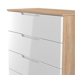 Messina Ready Assembled White & Oak 4 Drawer Wide Chest (H)875mm (W)740mm (D)390mm - thumbnail 4