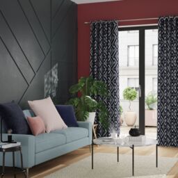 GoodHome Valgreta Deep Navy Square Velvet Effect Indoor Cushion, (L)43Cm X (W)43Cm - thumbnail 6