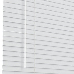 Garden Sanctuary Aluminium Horizontal White Coated Venetian Blind Shade 70Cm(W) X 130Cm(H) - thumbnail 6
