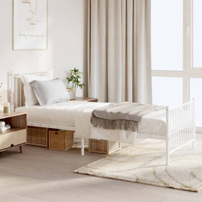 Berkfield Metal Bed Frame With Headboard And Footboard White 80X200 Cm - image 1