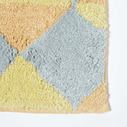 Homescapes Harlequin Pattern Yellow And Grey Cotton Bath Mat - thumbnail 2