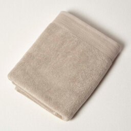 Homescapes Taupe 100% Combed Egyptian Cotton Bath Towel 700 Gsm - thumbnail 2