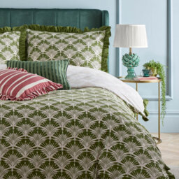 Furn. Deco Palm Printed Ruffle Duvet Set, King, Green - thumbnail 2