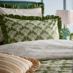 Furn. Deco Palm Printed Ruffle Duvet Set, King, Green - thumbnail 3