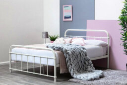 Henley Victorian Style White Metal Double Bed Frame 4Ft6 - thumbnail 2