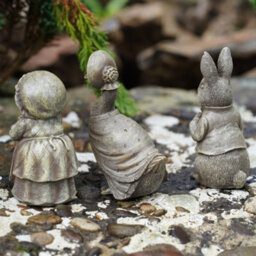 Burgess Set 3 Jemima Puddle Duck + Peter Rabbit + Mrs Tiggywinkle Resin Ornament Statue Home Garden Ornament Mini Sculpture Decoration - thumbnail 4