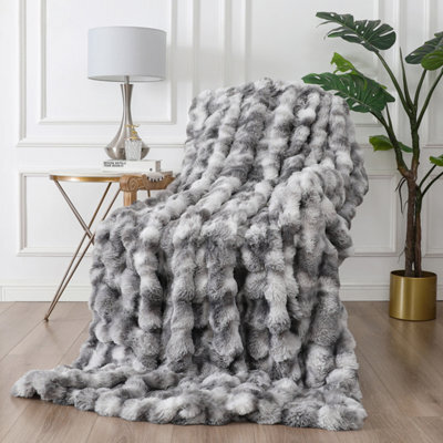 Rapport Home Nordic Faux Fur Blanket 150X200 Silver - image 1