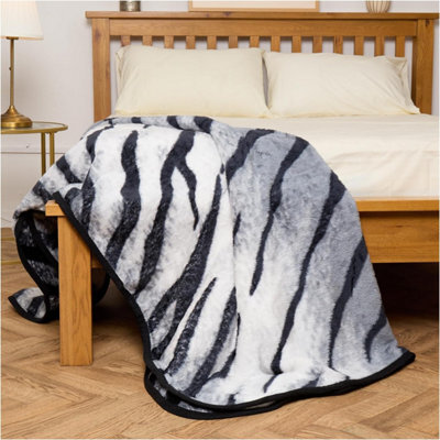 Gc Gaveno Cavailia New Leopard Skin Throw 150X200 Grey Warm & Cosy Super Comfy Blanket - image 1