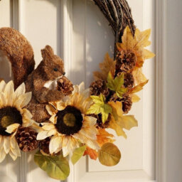 Garden Greatness Autumnal Style Squirrel Door Wreath - thumbnail 2