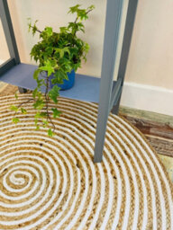 Second Nature Online Chakkar Pale Stripe Round Jute Beige Hall Rug / 120 Cm Diameter - thumbnail 8