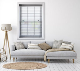 90Cm Light Grey Faux Wood Venetian Blind With Strings 160Cm Drop - thumbnail 2