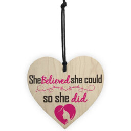 Red Ocean She Believed She Could So She Did Wooden Hanging Heart Gift Sign - thumbnail 5