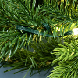 Christmas Tree World The Pre-Lit 50Cm Ultra-Lit Montagna Fir Wreath - thumbnail 4